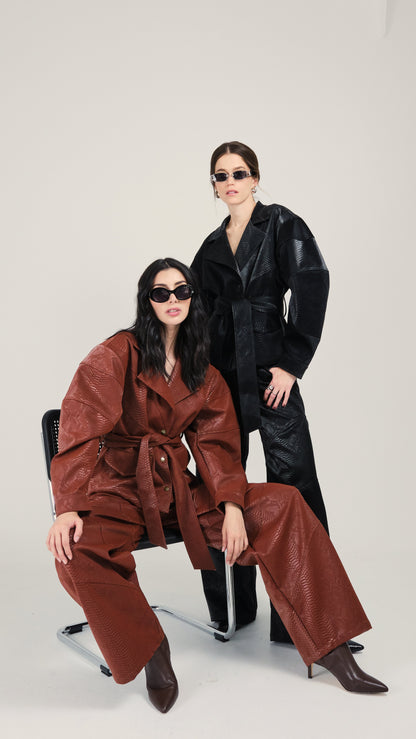 María Chaqueta Pitón Vinotinto