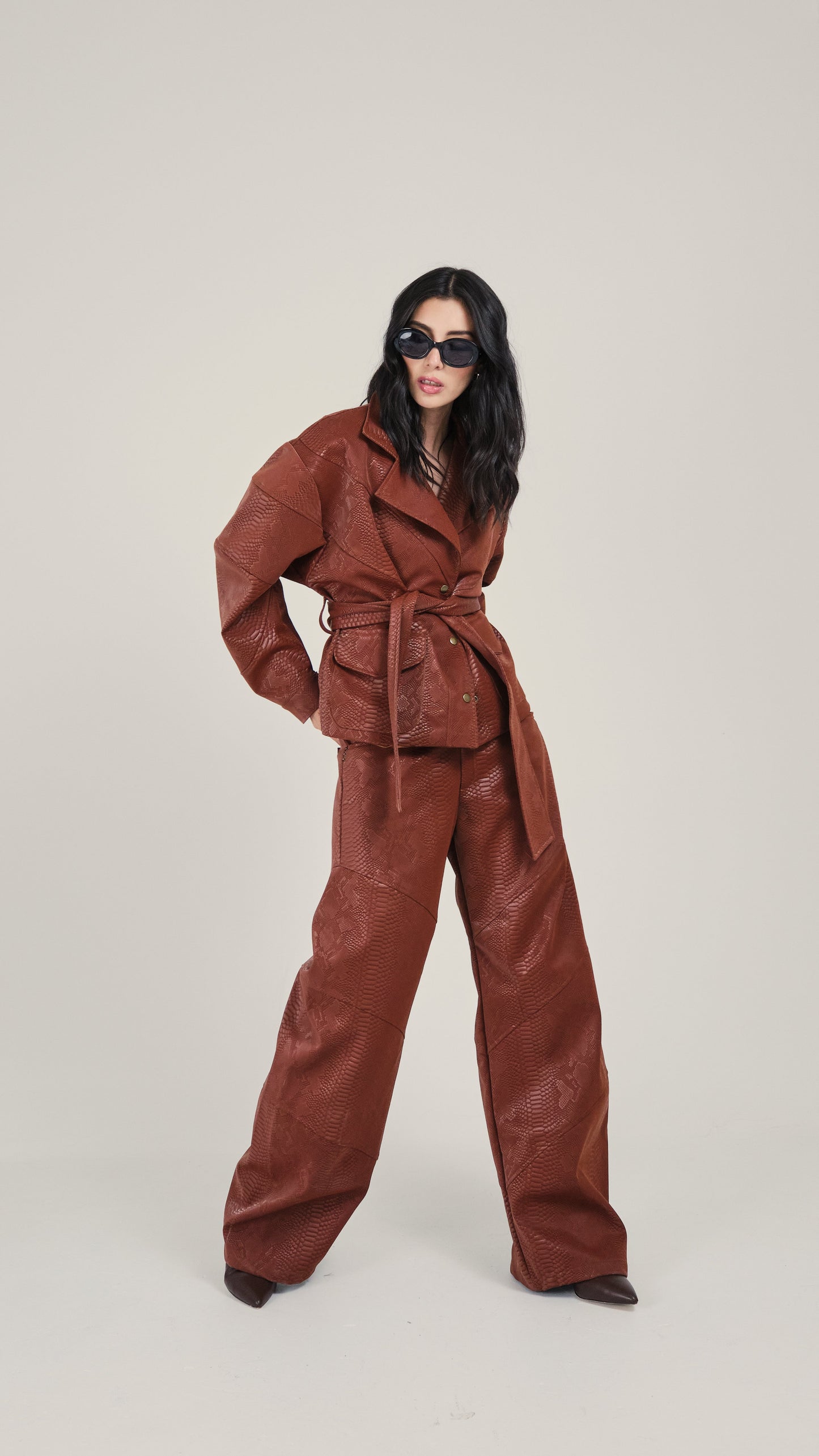 María Pantalón Pitón Vinotinto