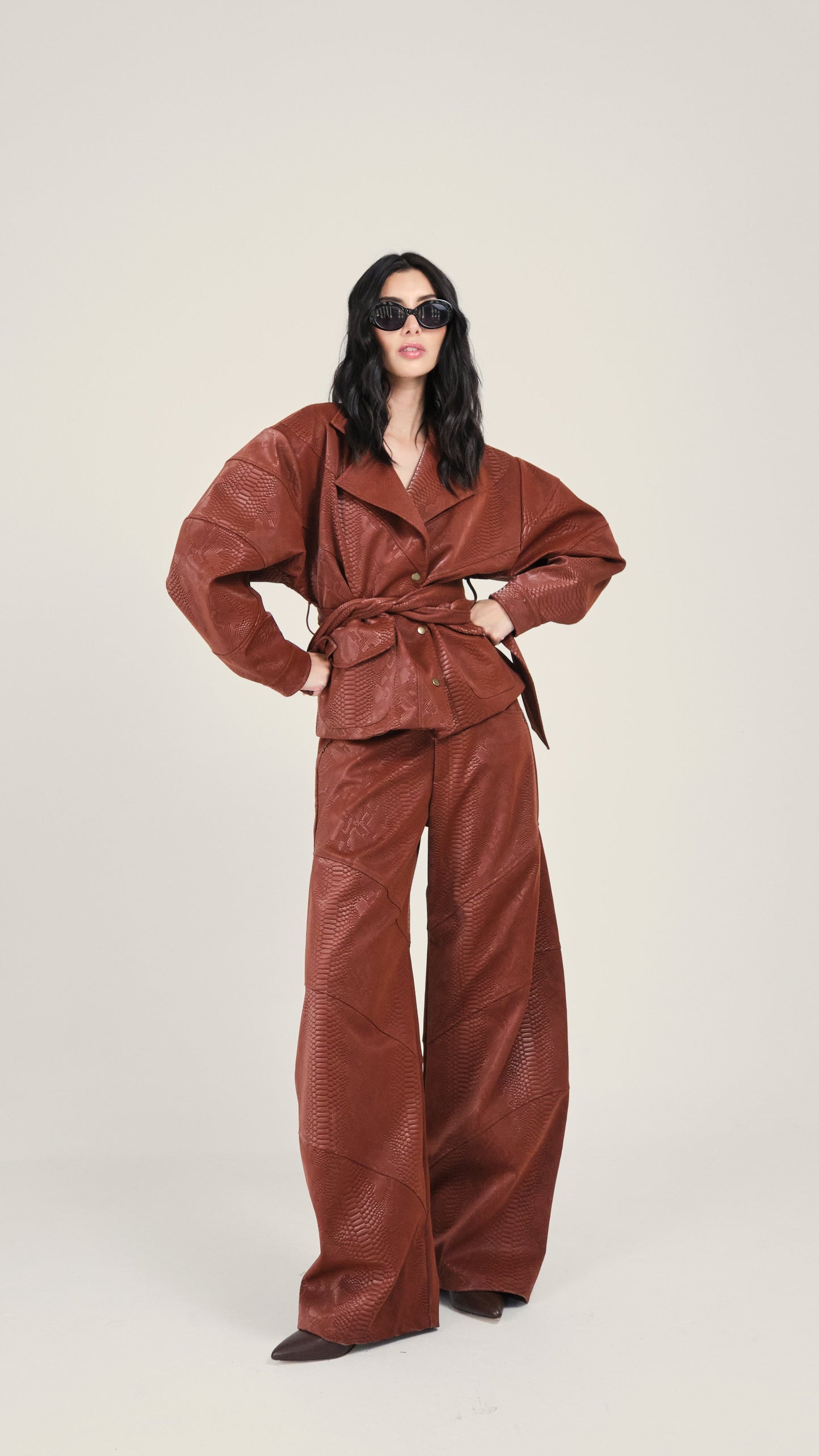 María Pantalón Pitón Vinotinto