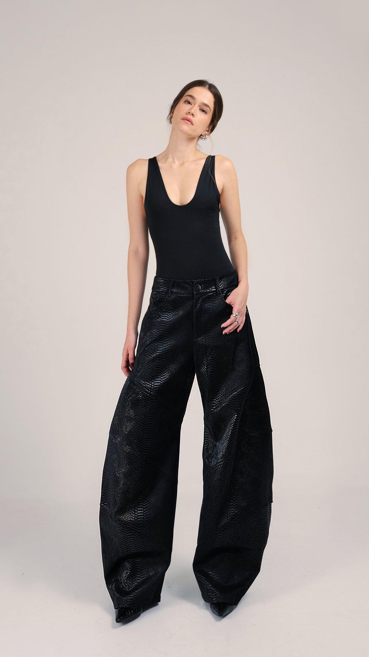 María Pantalón Pitón Negro