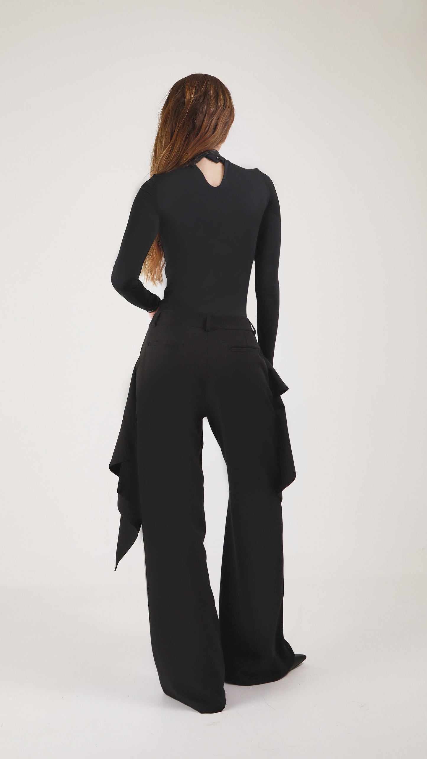 Carmen Body Cuello Alto Negro